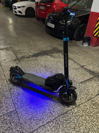 Patinete Eléctrico Smartgyro con Luces LED