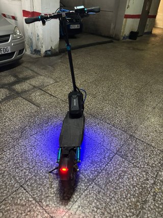 Patinete Eléctrico Smartgyro con Luces LED
