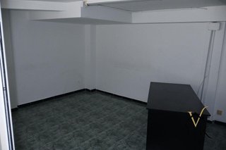 Local comercial en venta en Singuerlín - Can Franquesa - Les Oliveres en Santa Coloma de Gramanet