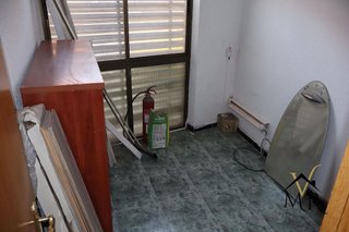 Local comercial en venta en Singuerlín - Can Franquesa - Les Oliveres en Santa Coloma de Gramanet