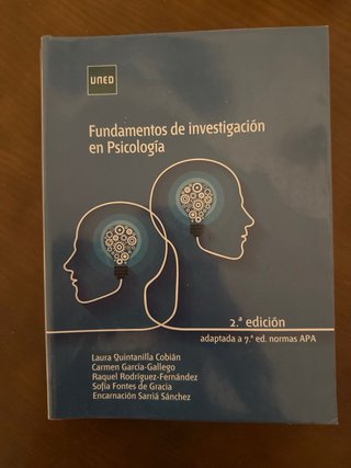 Libros 1° psicología UNED