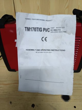 Soldador TM170TIG PVC con maleta de transporte.