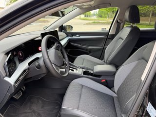 Volkswagen Golf 2025