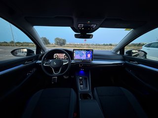 Volkswagen Golf 2025