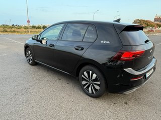 Volkswagen Golf 2025