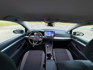 Volkswagen Golf 2025