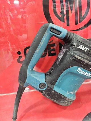 Martillo Demoledor Makita HM0871C, Buen estado.