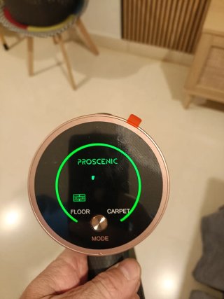 Aspiradora sin cable dorada
