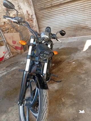 Victory Las Vegas 8-Ball 1730cc Negra