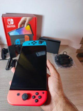 Nintendo Switch OLED como NUEVA