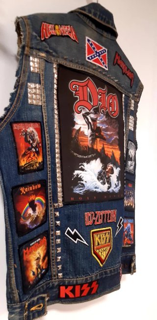 Chaleco vaquero estilo heavy metal