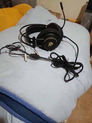 Auriculares Gamer RGB
