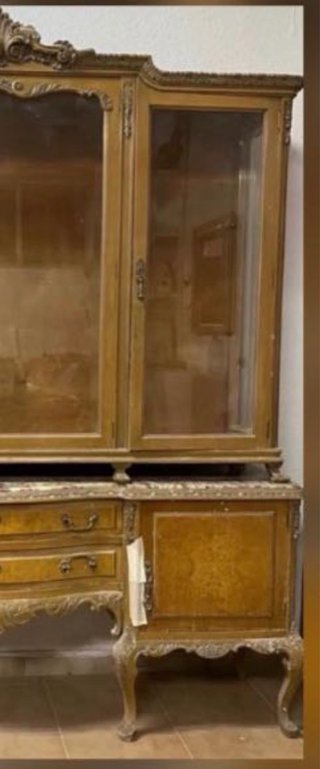 Vitrina restaurada estilo francés