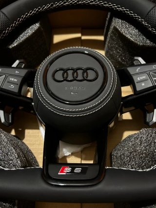 Volante Deportivo Audi R8