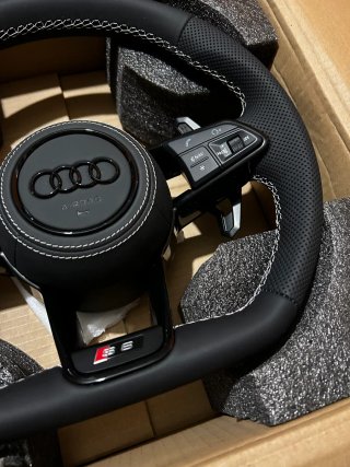 Volante Deportivo Audi R8