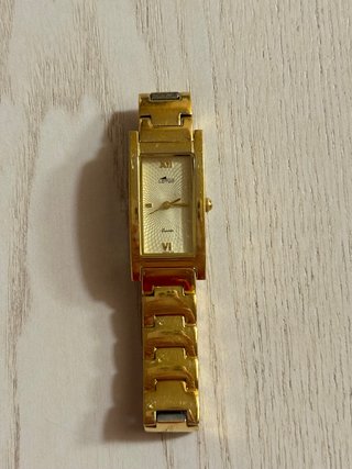 Reloj Lotus Bañado en Oro