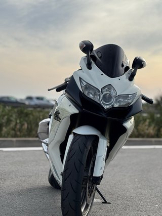 Suzuki GSXR600 K8/K9