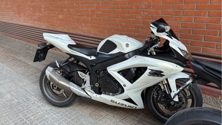 Suzuki GSXR600 K8/K9