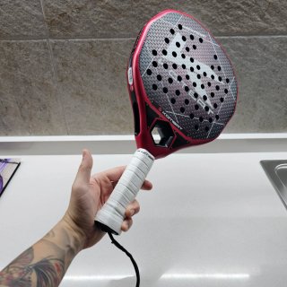 Pala de pádel Kombat Mirage 2026