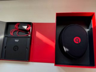 Beats Wireless Auriculares Bluetooth Plateado