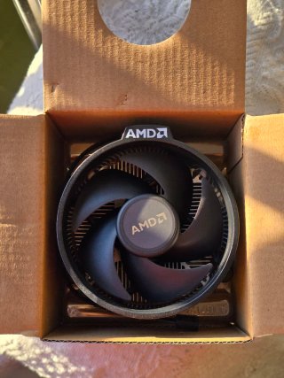 Procesador AMD Ryzen 5 1400 + Ventilador
