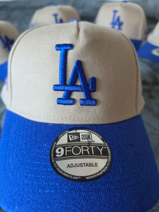 Gorra New Era LA Beige y Azul