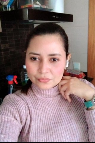 CUIDADORA INTERNA O EXTERNA JORNADA COMPLETA