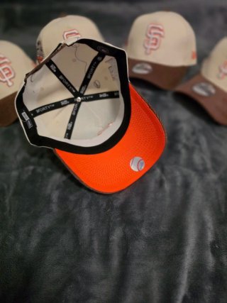 Gorra New Era SF Beige y Marrón