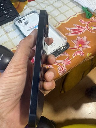 iPhone 14 Negro 128GB con funda y protector