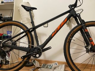 KTM MYROON MASTER 2024 Talla M Nueva.