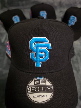 Gorra New Era SF Negra y Azul Ajustable