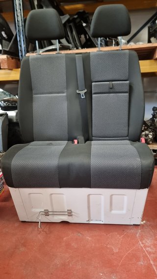 Asiento doble Mercedes Sprinter W906