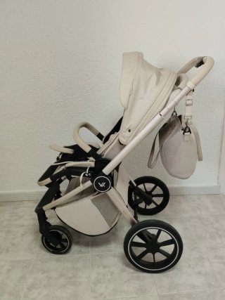Carro bebé Muuvo poco uso