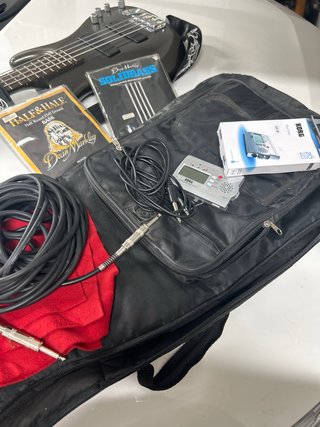 Bajo Eléctrico Ibanez EDB500