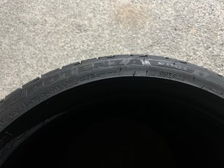 255/35/19 Bridgestone Potenza S001