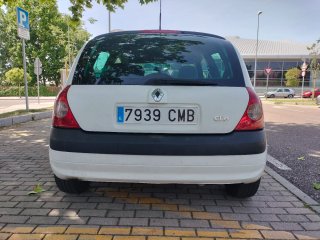Renault Clio 2003