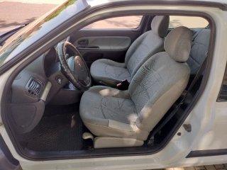 Renault Clio 2003