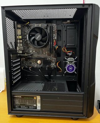 PC Gaming Ryzen 5 16GB SSD RGB WiFi
