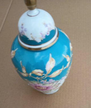 Pote de Porcelana Azul e Dourado,( Artibus )