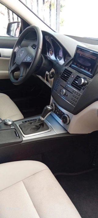 Mercedes-Benz Clase C 2010