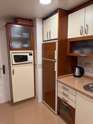 Cocina completa: muebles y electrodomésticos