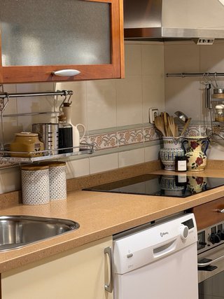 Cocina completa: muebles y electrodomésticos