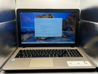 Portátil ASUS VivoBook 15 X540UA 7ª Gen