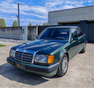Mercedes-Benz Clase E 1993