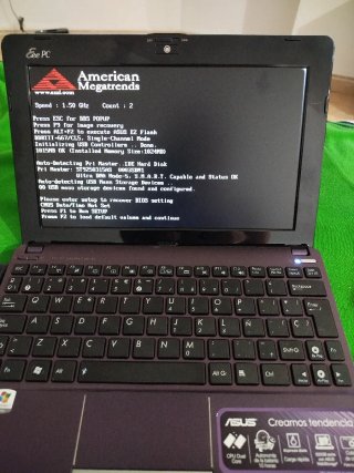 Ordenador portátil Asus + funda