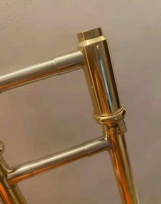 Trombón de varas con transpositor