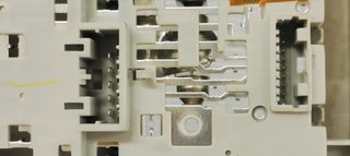 LUZ INTERIOR MAZDA 3 LIM. () 2.0 I 120 KD4569971