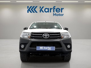 Toyota Hilux 2.4 d4d cabina doble 2021