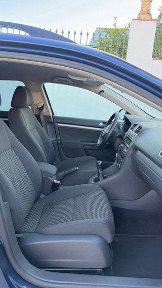 Volkswagen Golf vi familiar