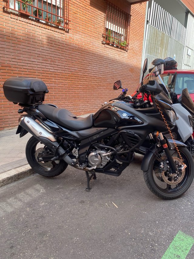 Suzuki V Strom